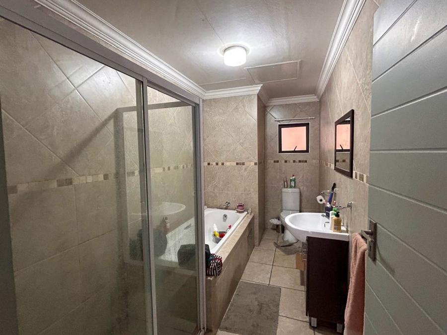 2 Bedroom Property for Sale in Die Bult North West